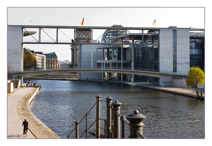 Paul-Löbe-Haus  u. Marie-Elisabeth-Lüders-Haus