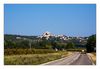 Blick zurück auf Gordes, Vaucluse, Provence-Alpes-Côte d’Azur