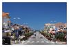 typische Touristenstrasse und am Ende das Meer, Lacanau-Ocean