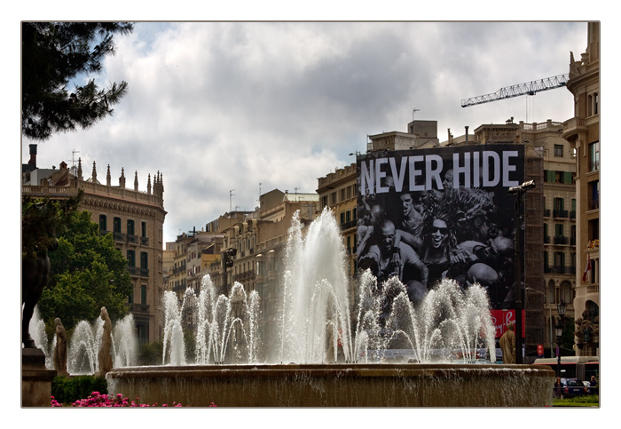 Springbrunnen am Placa de Catalunia