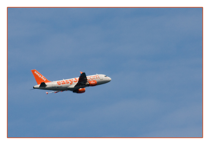 easyJet Airbus A319-111, G-EZDJ