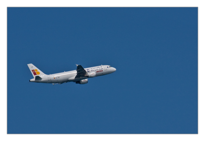 Iberia Airbus A320-214, EC-IZR