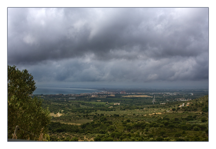 Abfahrt Richtung Frankreich mit Blick zurück auf Empuriabrava