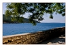 Blick von der Stadmauer von Osor, am Kanal zwischen der Insel Cres und Lošinj (Losinj), Kroatien