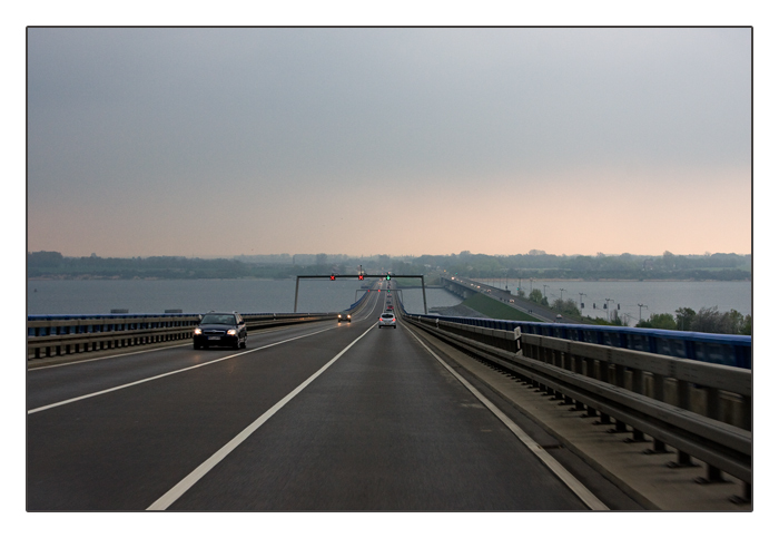 Rügenbrücke zwischen Stralsund und Insel Rügen