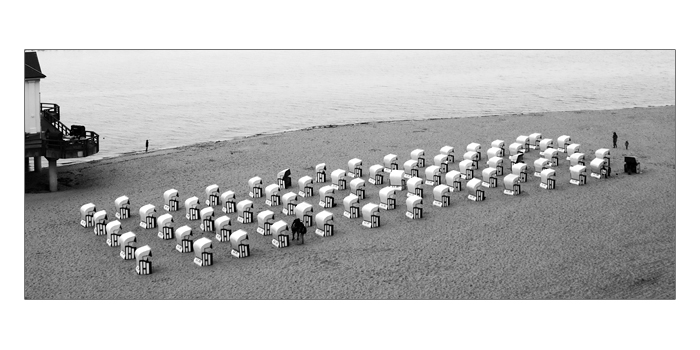 Strandkörbe an der Seebrücke Sellin, Rügen