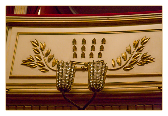 Verzierung der Logen, Staatsoper Wien