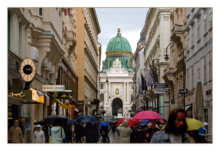 vom Kohlmarkt Richtung Michaelertrakt, Wien