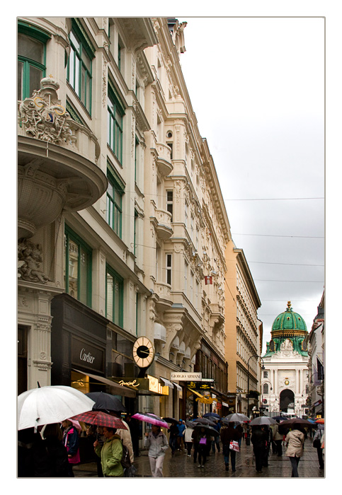 vom Kohlmarkt Richtung Michaelertrakt, Wien