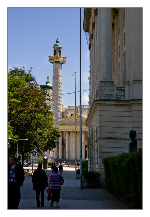 Blick auf die Karlskirche